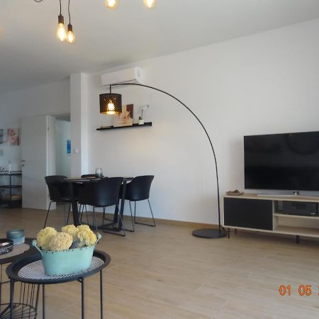 Fantazija Apartment Vodice Exterior photo